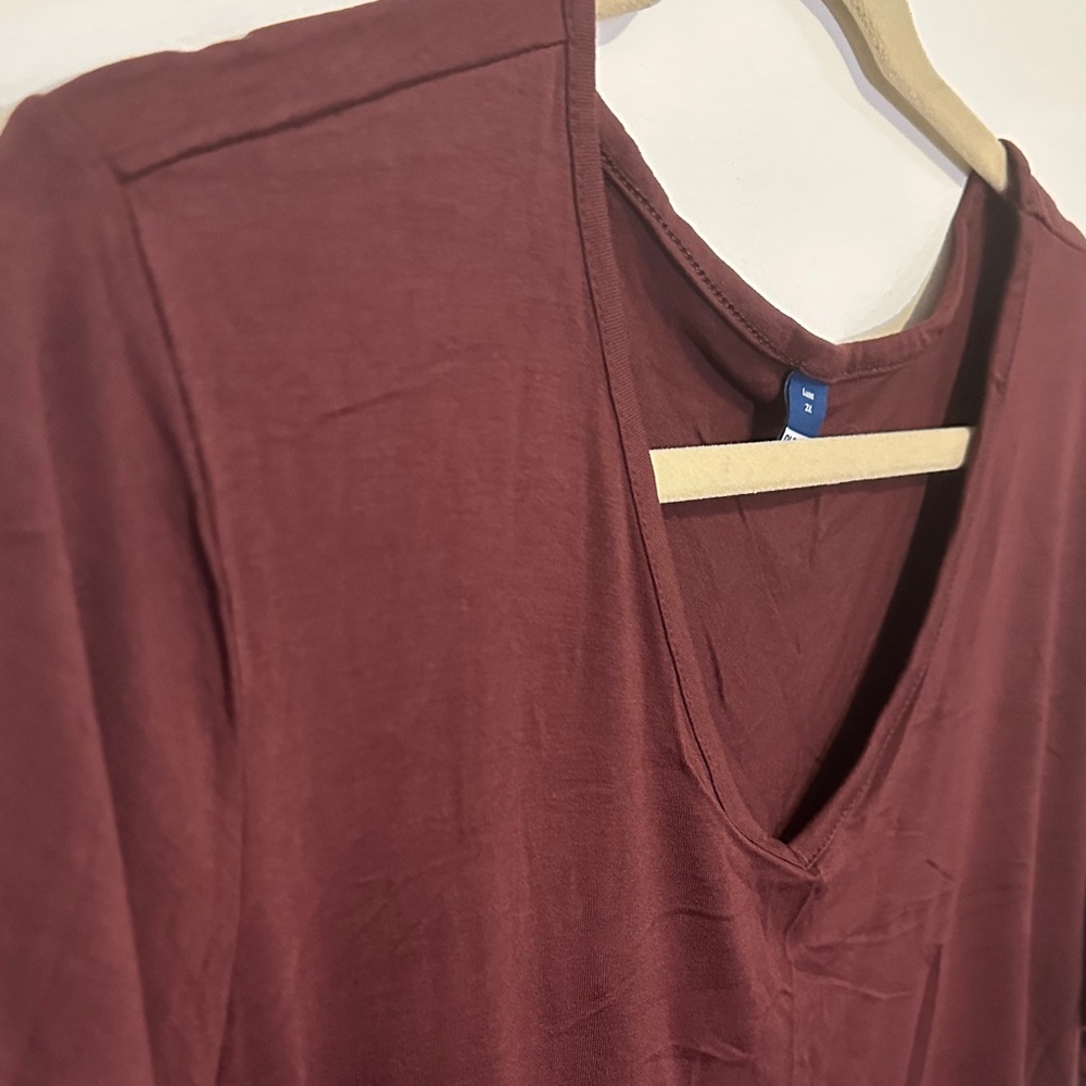 Old Navy Luxe V-Neck Top - Burgundy